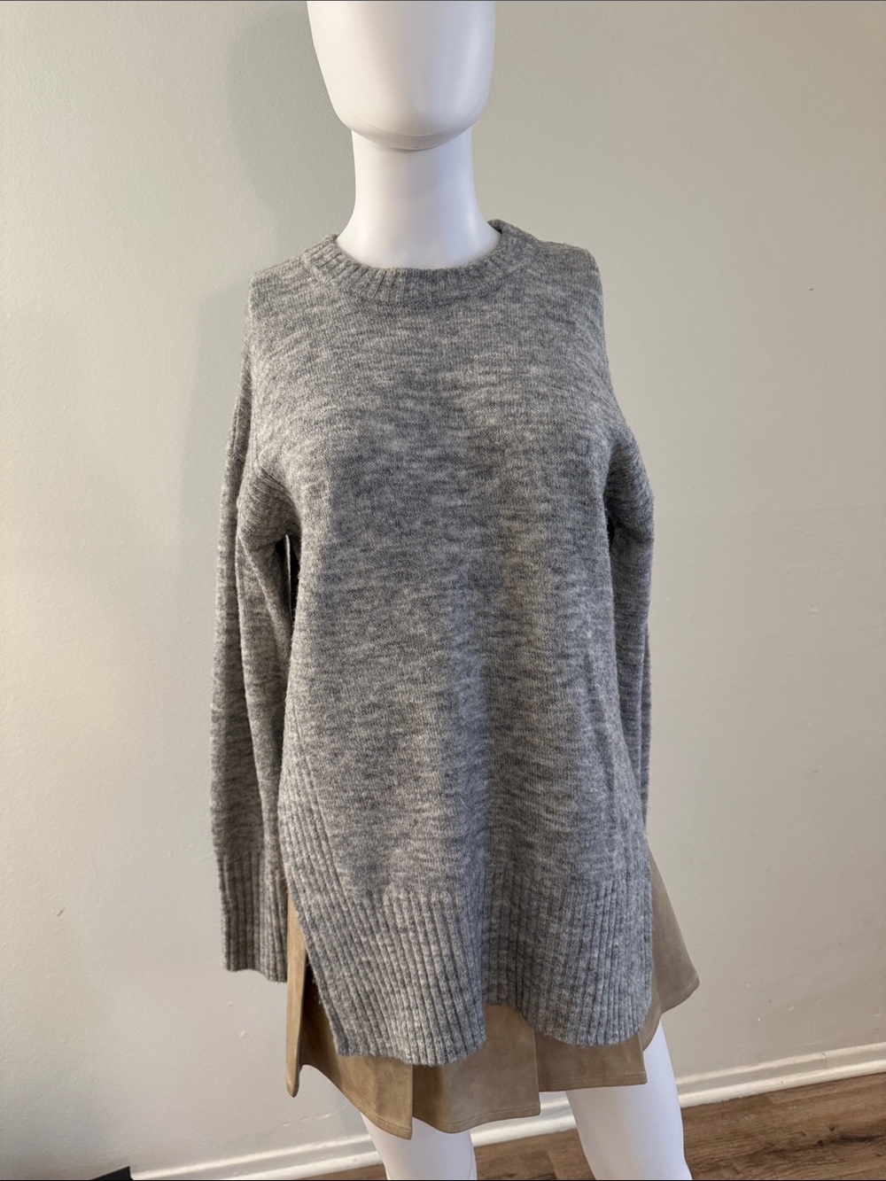 H&M Light Gray Crewneck Sweater
